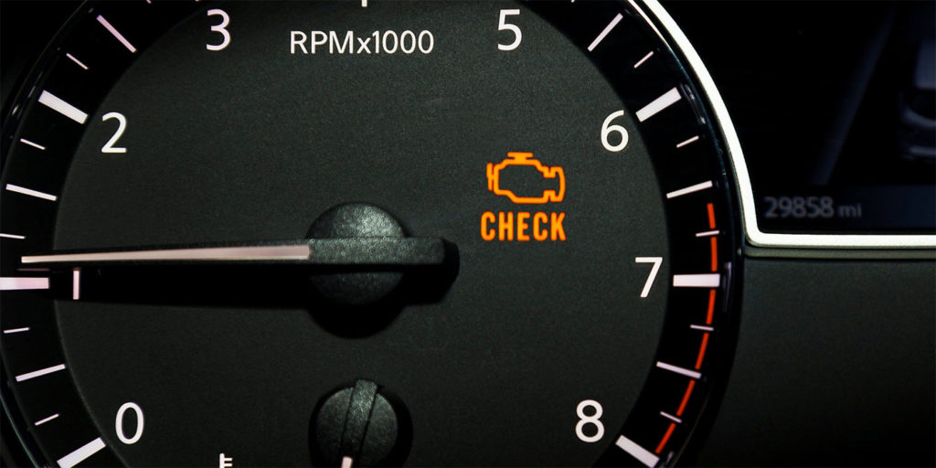 Luz CHECK ENGINE encendida Qué es y qué signfica